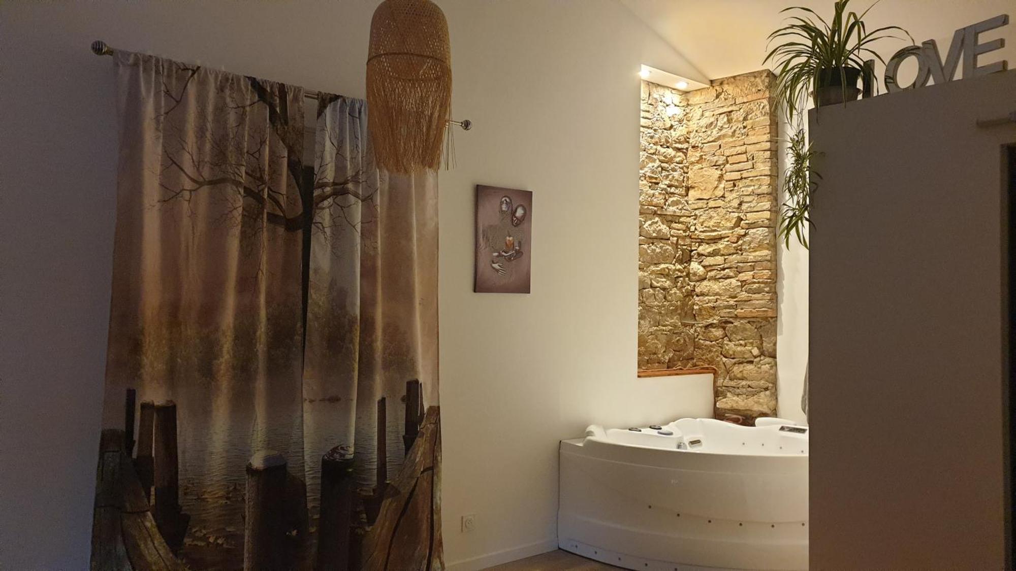 Love Room- Spa- Escale Amoureuse Puygaillard-de-Quercy Extérieur photo